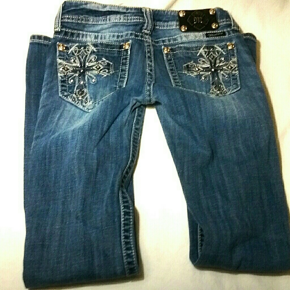 MISS ME STRAIGHT LEG JEANS SIZE 28